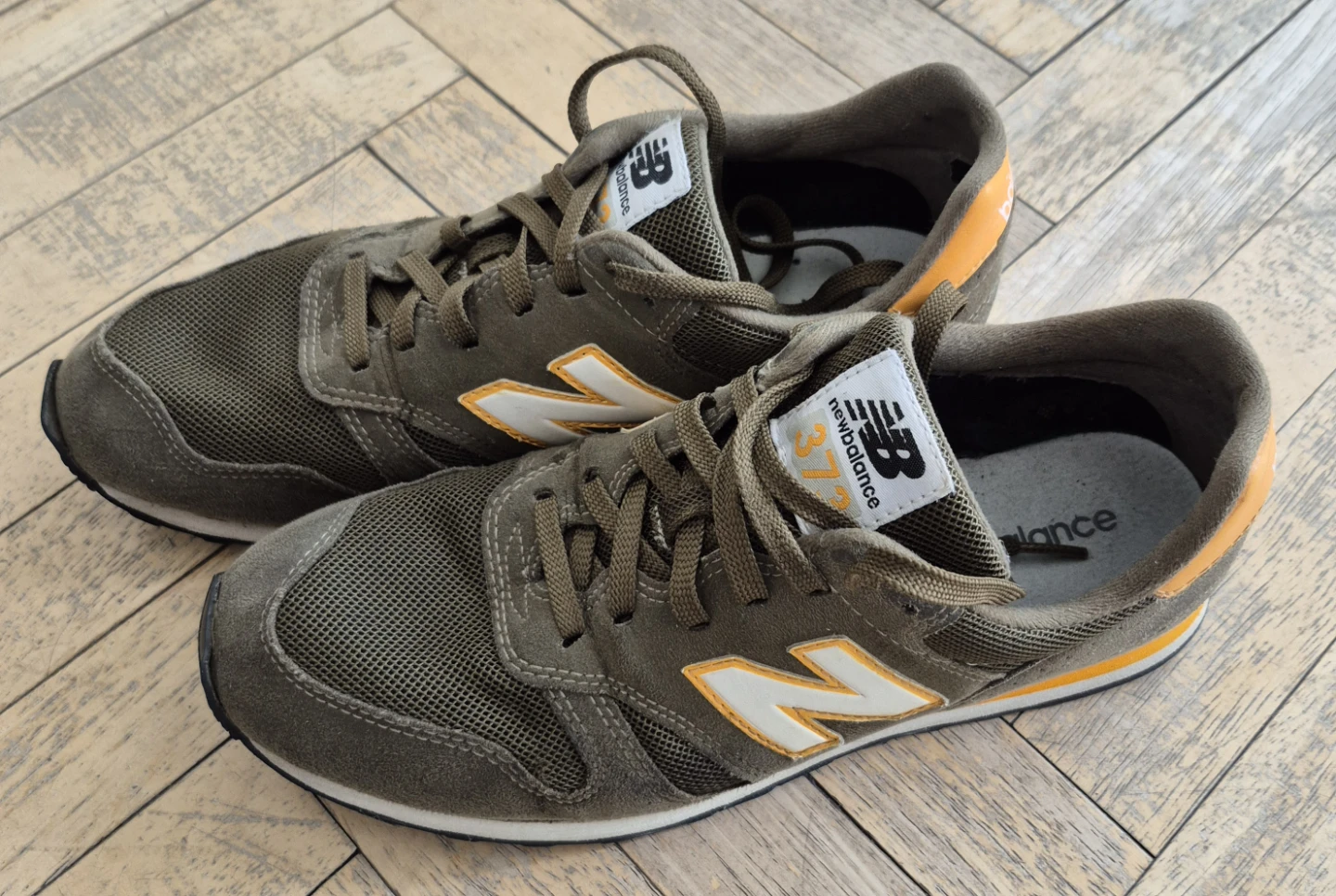 New Balance 373 Olive Orange Sneakers