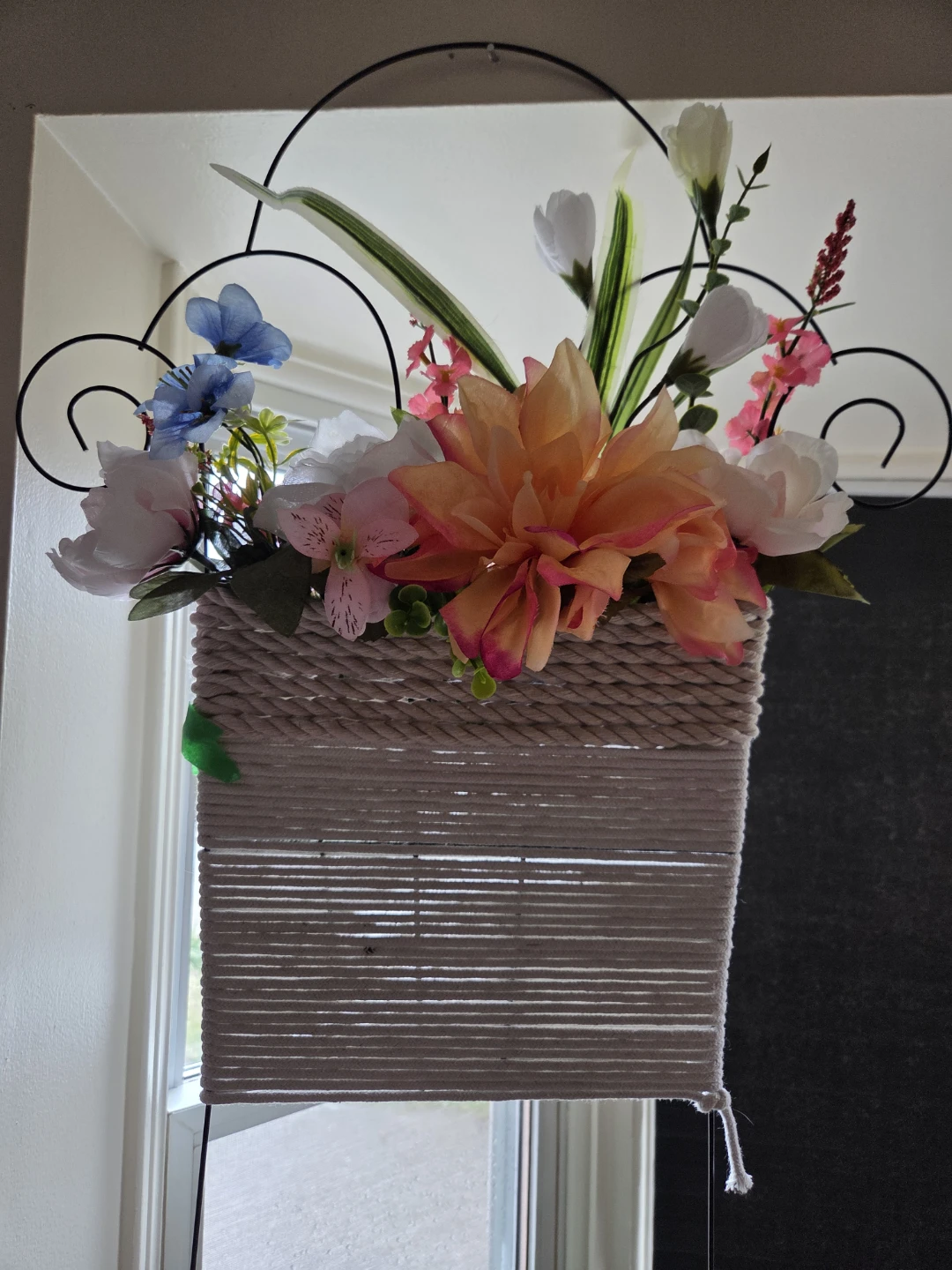 Decorative Floral Wall Hanging