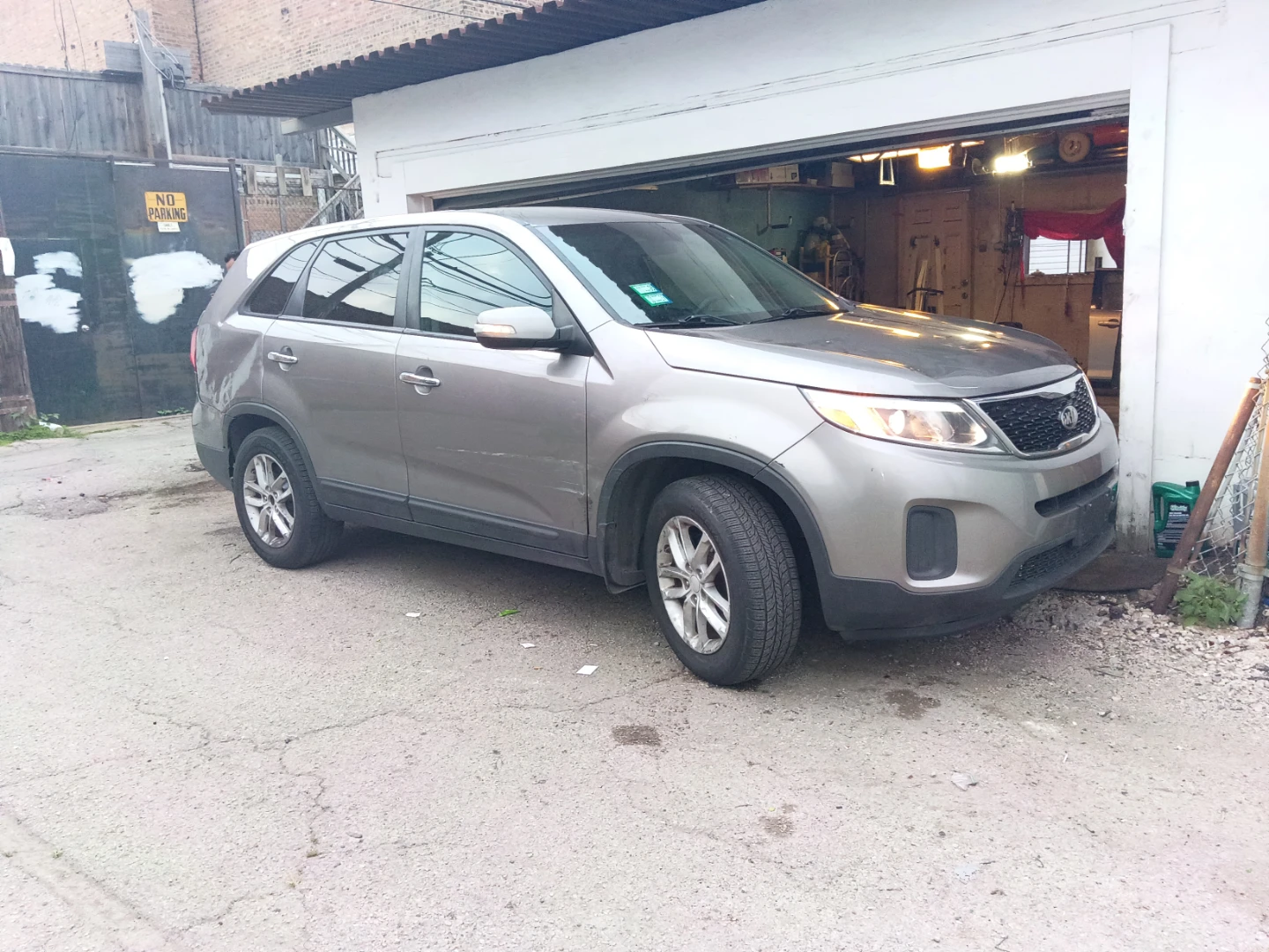 2015 Kia Sorento SUV - photo 2