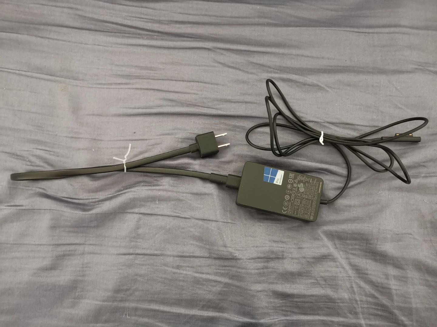 Microsoft Surface Pro AC Adapter Power Supply