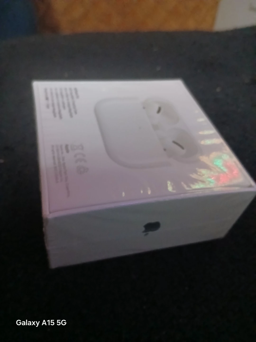 Apple AirPods Pro (2nd Gen) MagSafe Charging Case - photo 3