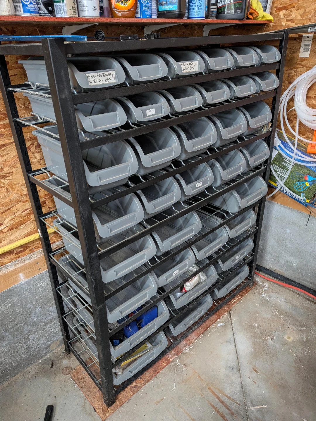 Garage storage bin system