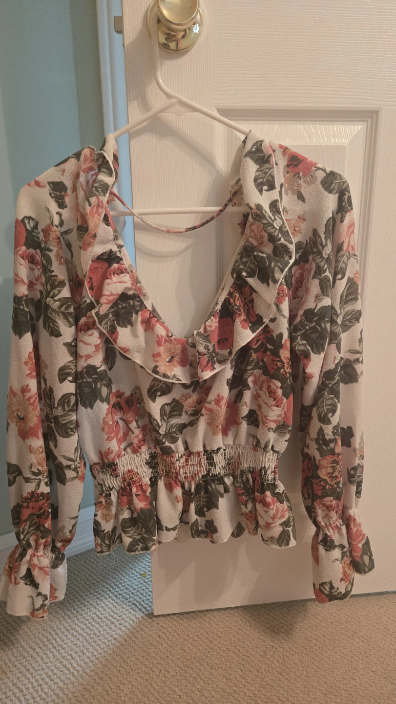 Floral Ruffle Blouse