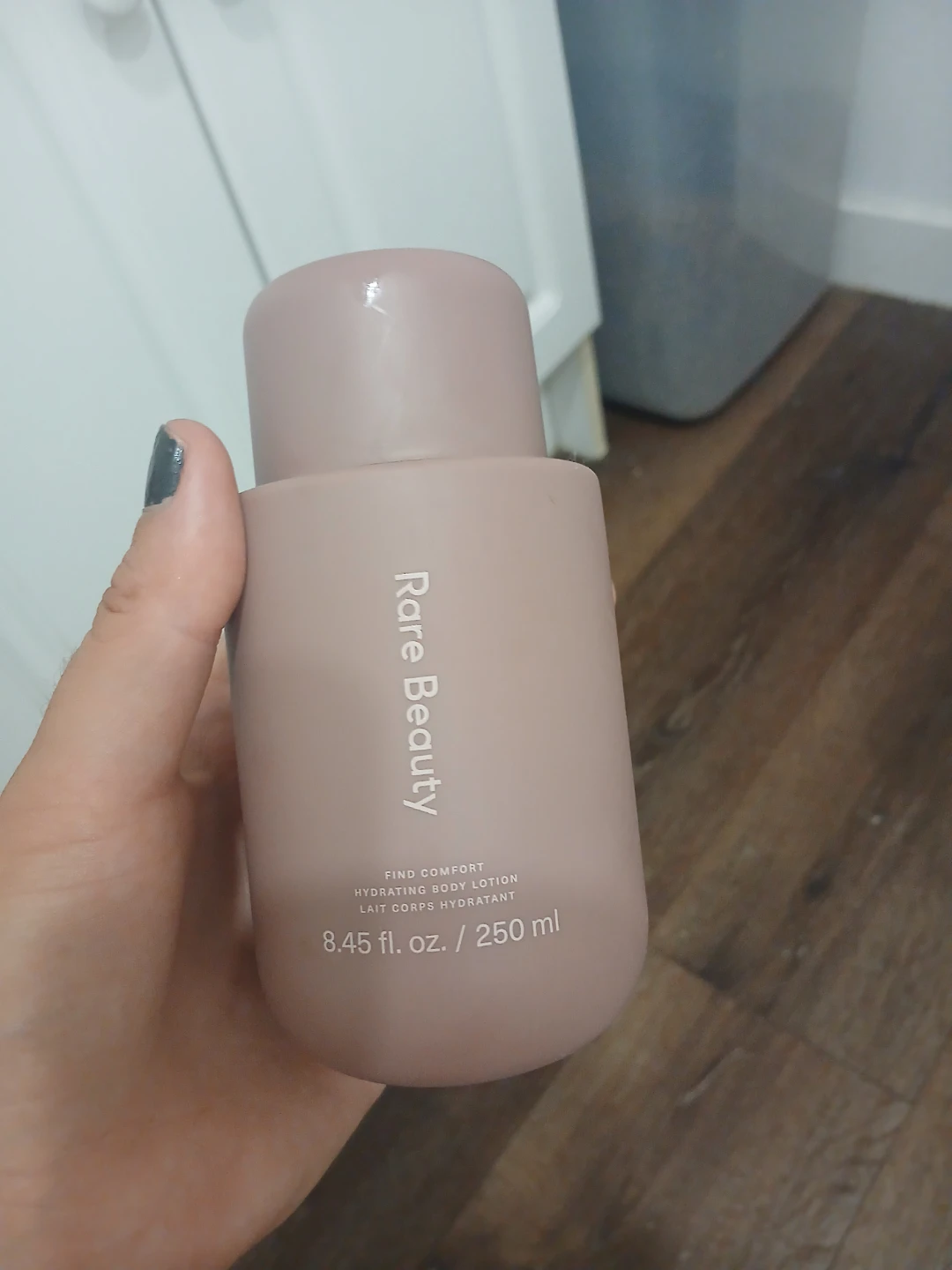 Rare Beauty Find Comfort Hydrating Body Lotion 250 ml - photo 2