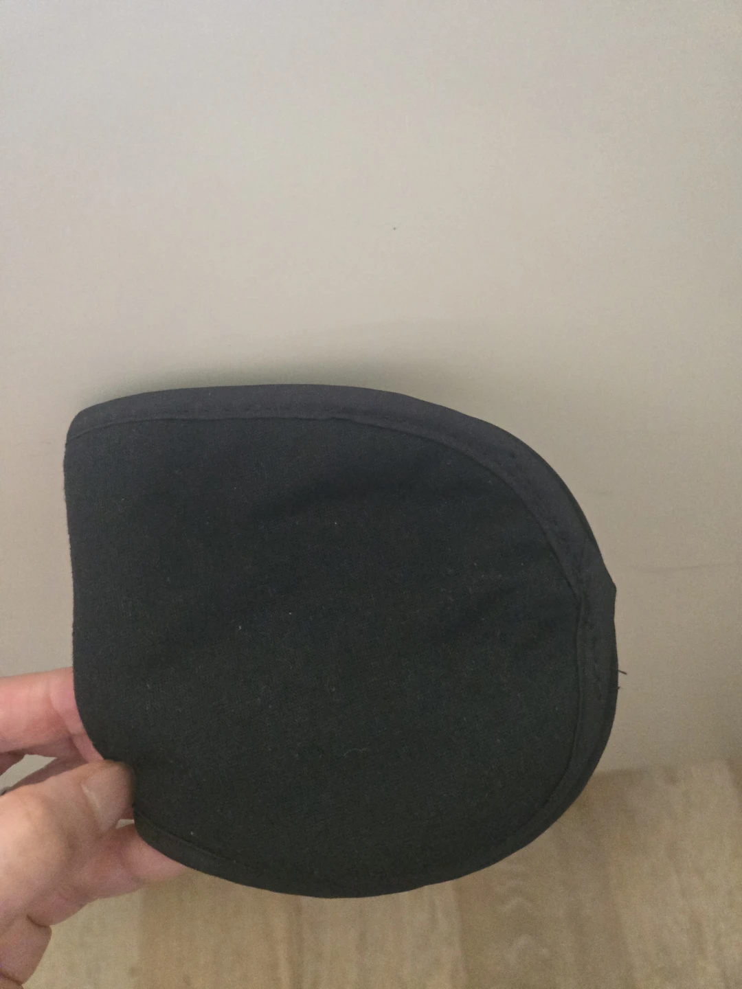 Black eye sleep mask