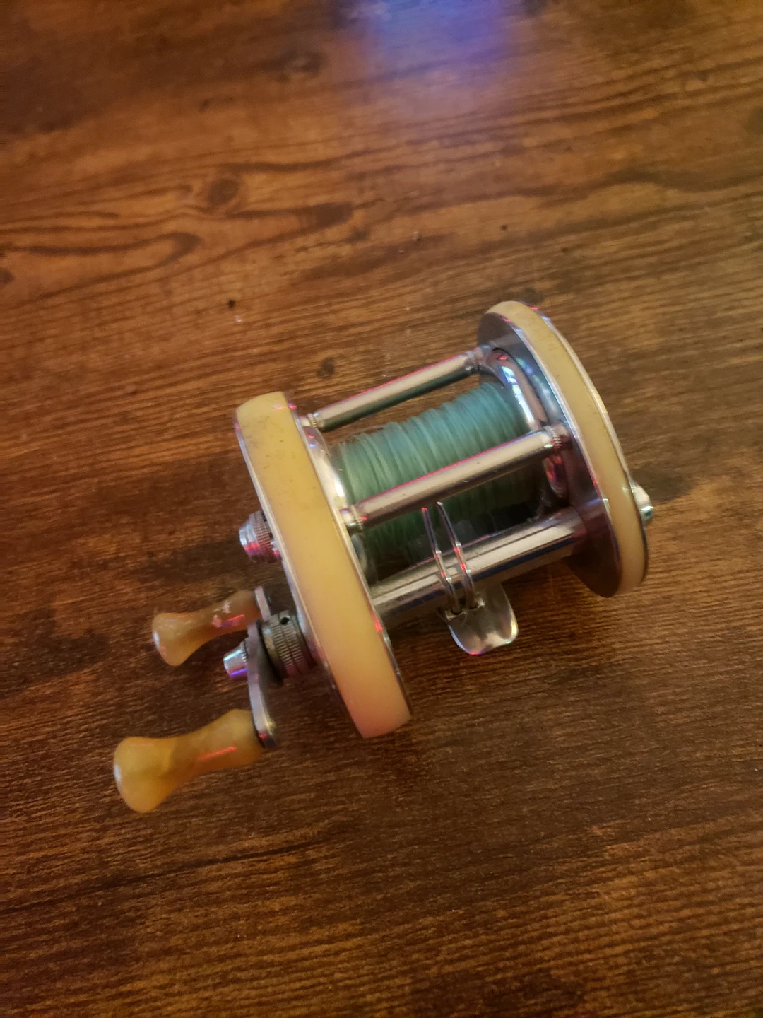 Vintage Ocean City 970 Fishing Reel - photo 3