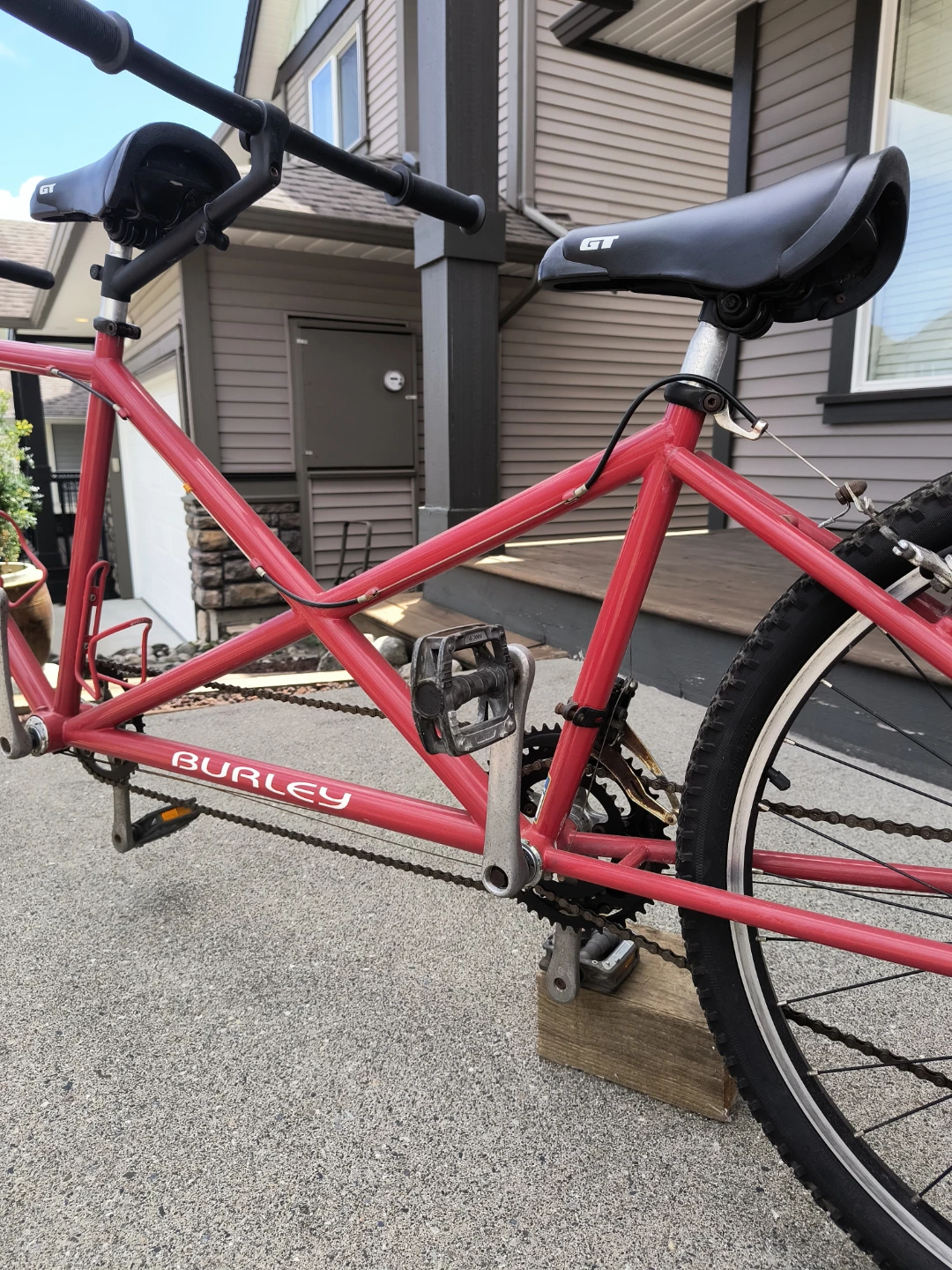Red Burley Zydeco Tandem Bike for Sale! - photo 5