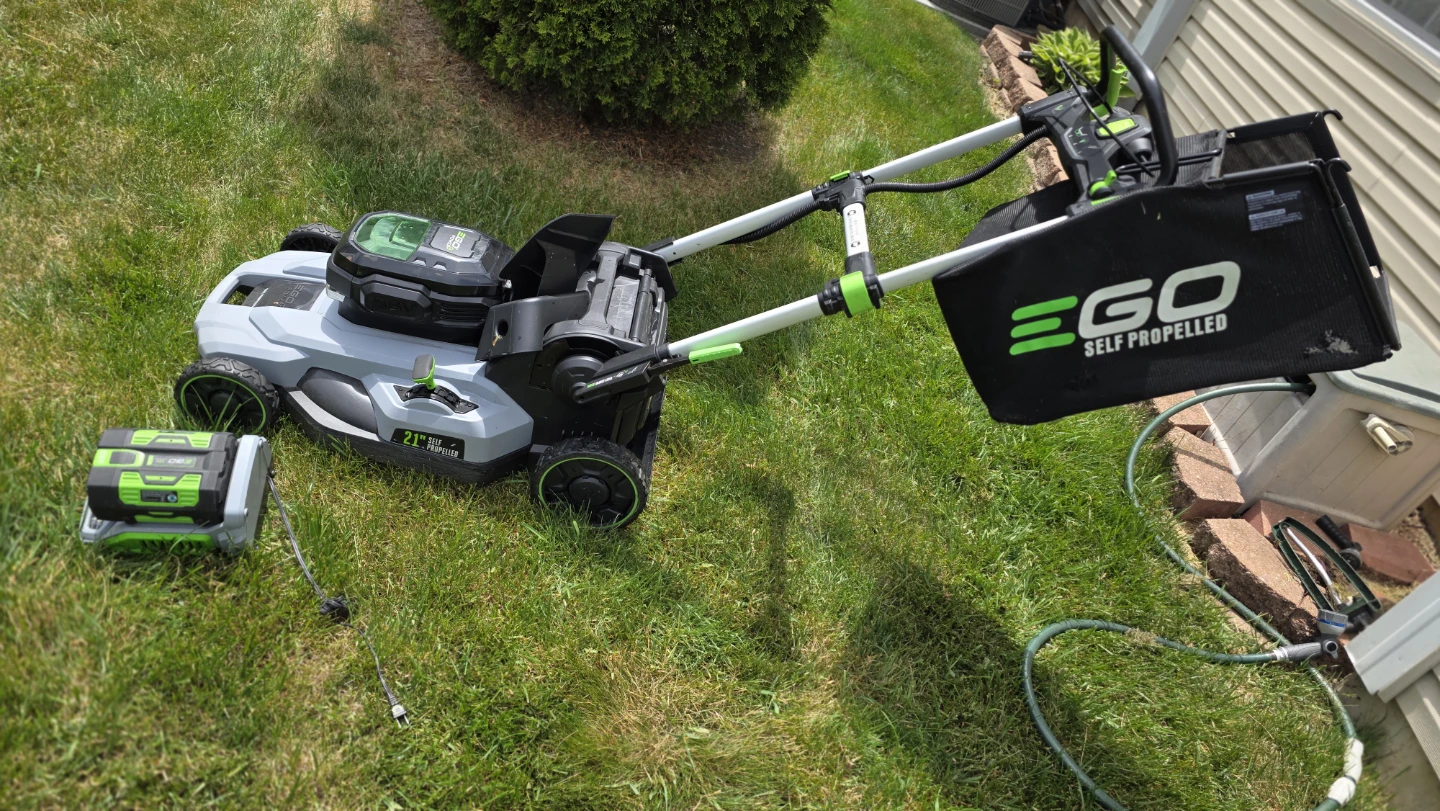 EGO 21" 54v 7.5 Ah Self-Propelled Electric Lawn Mower