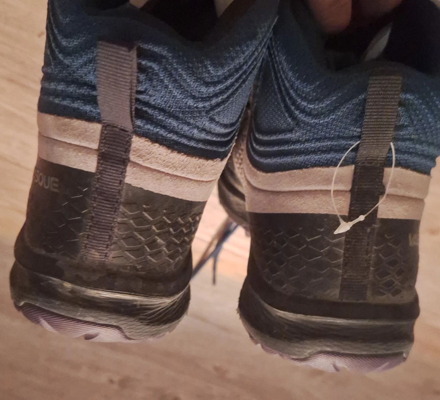 Vasque Hiking Boots - photo 2