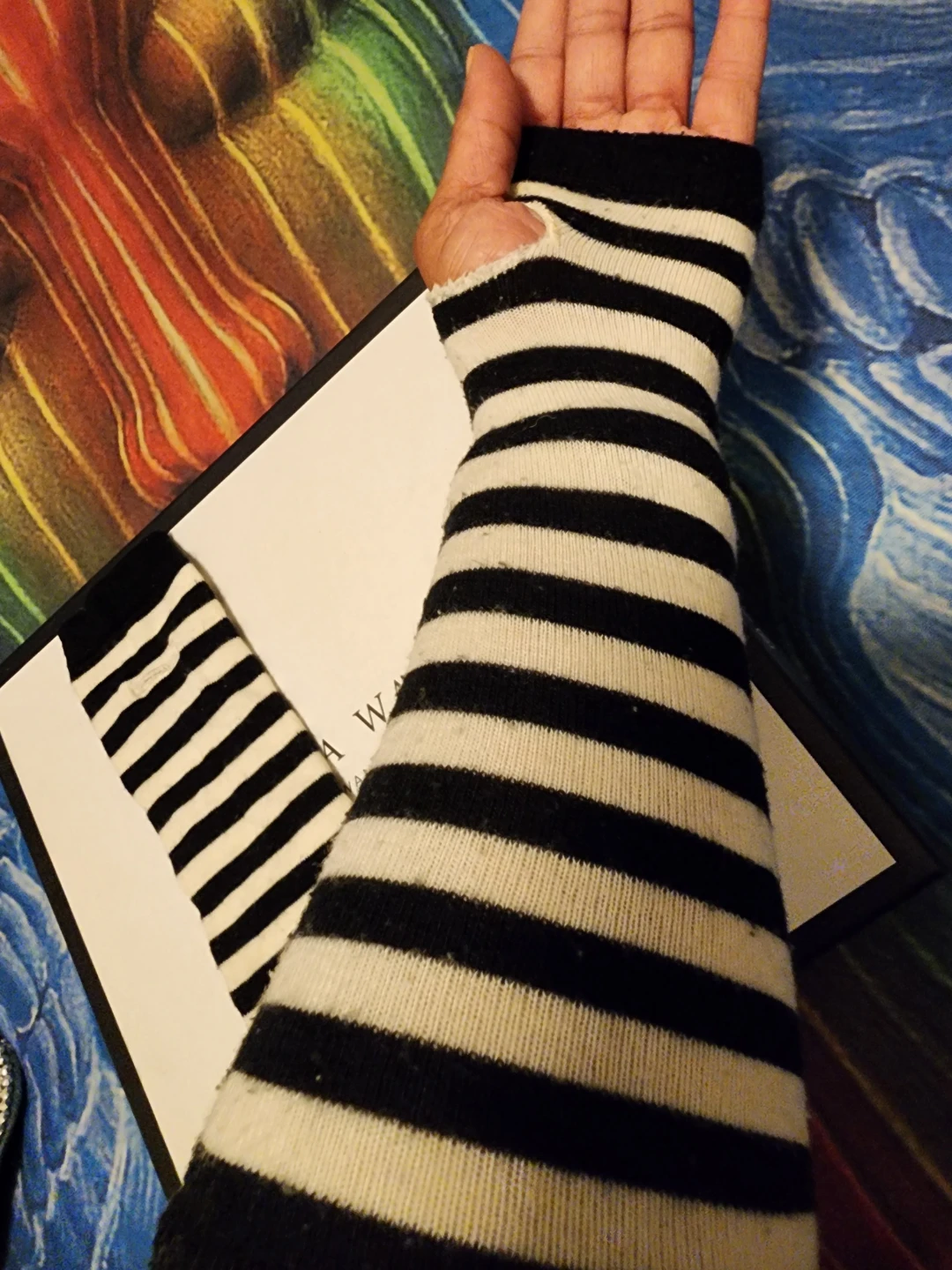 Black and White Striped Arm Warmers - photo 3
