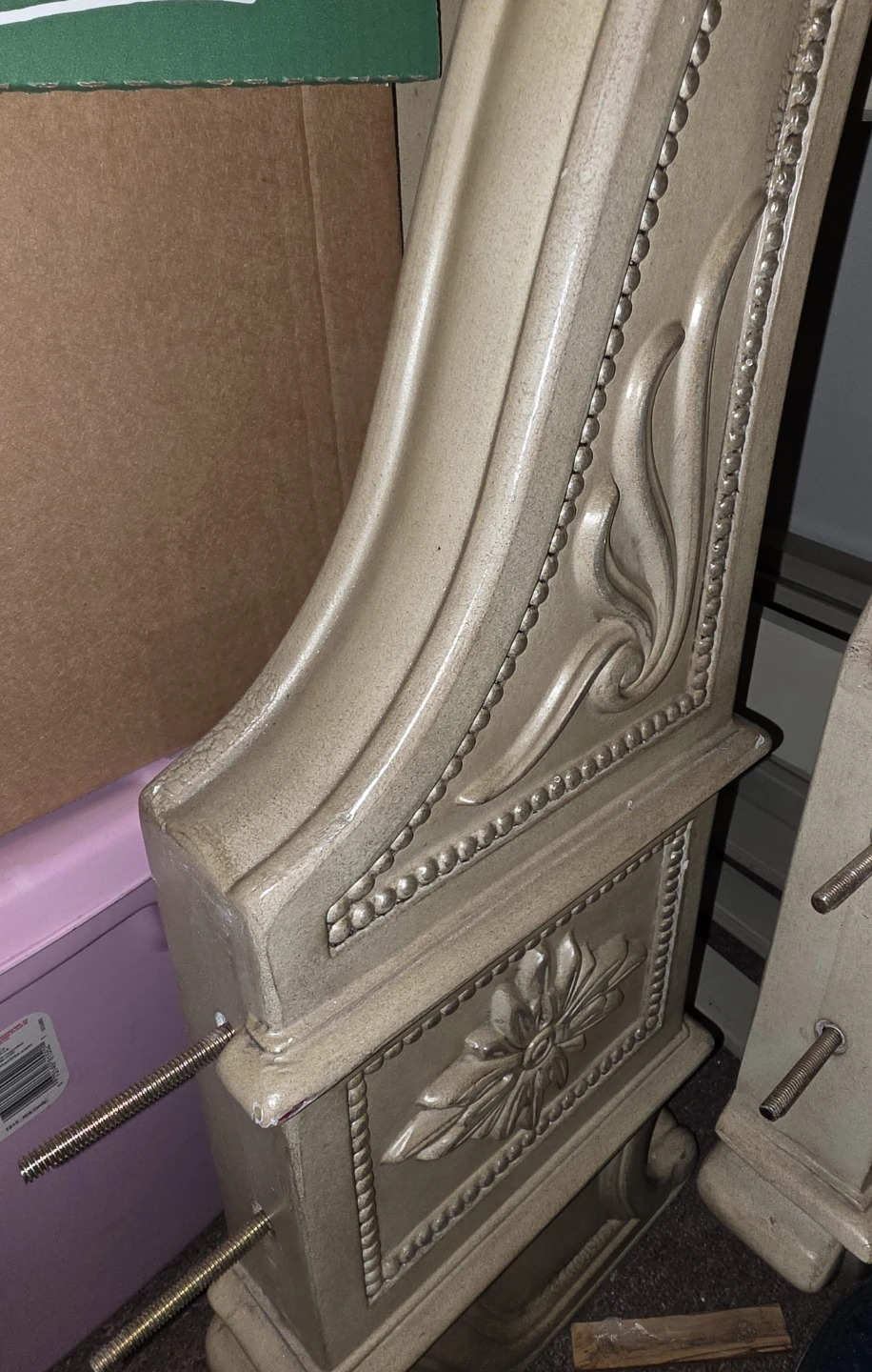 Queen bed and 1 matching nightstand - photo 3