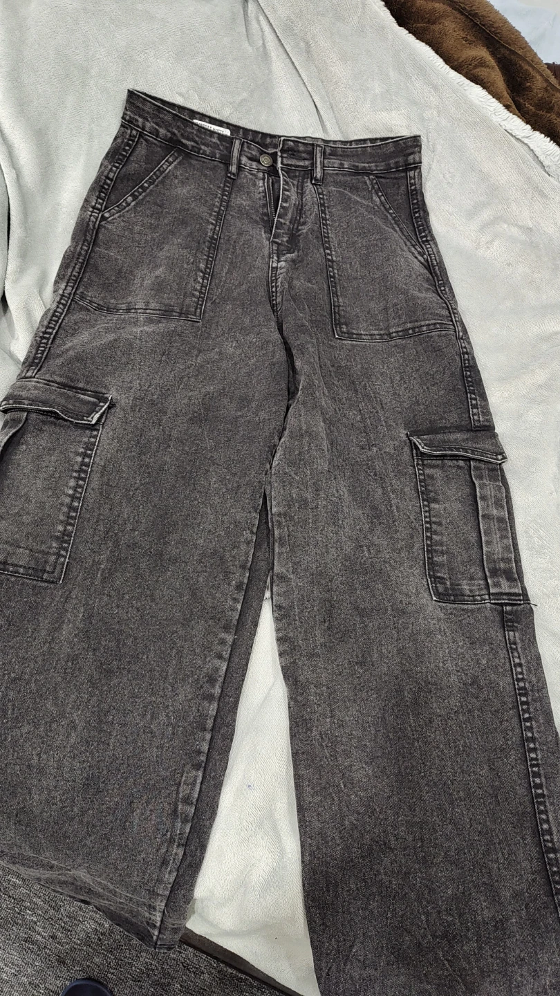 Grey Cargo Jeans Quick sale!!