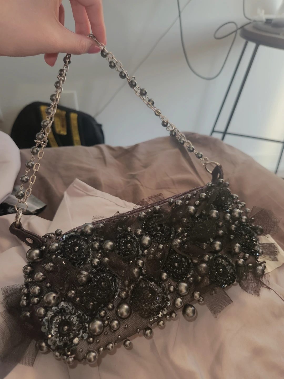 Dark Grey Pearl Beaded Silk Clutch - photo 4