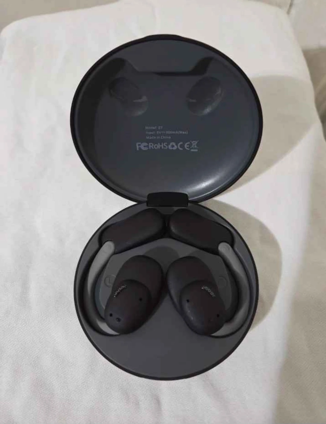 Model GT Wireless Earbuds with Charging Case