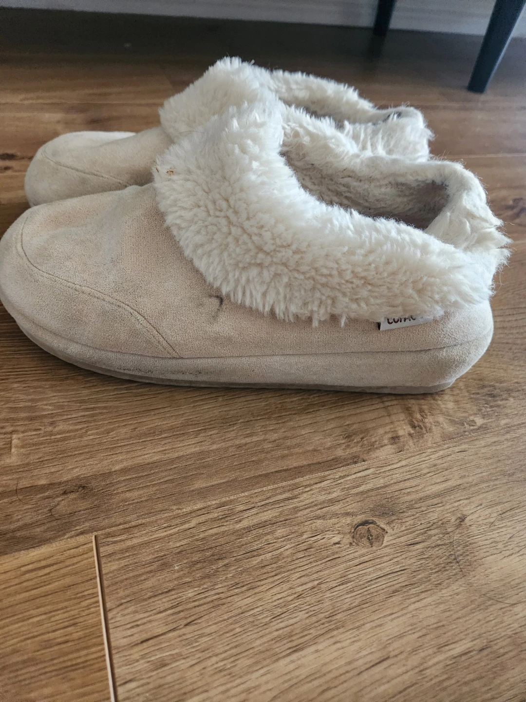 Isotoner Fleece Lined Slippers ⚽ - photo 3