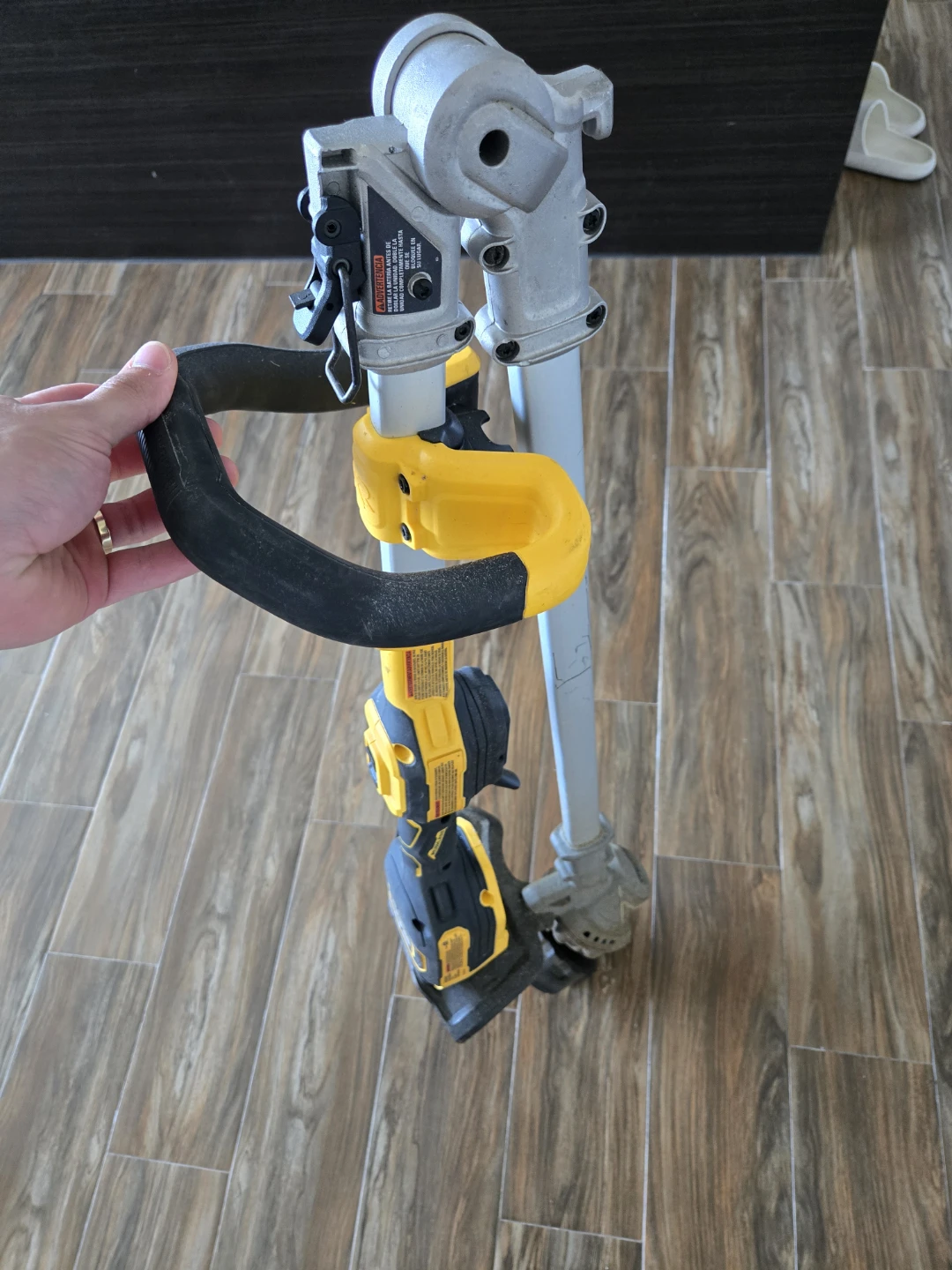DEWALT 20V MAX String Trimmer - photo 3