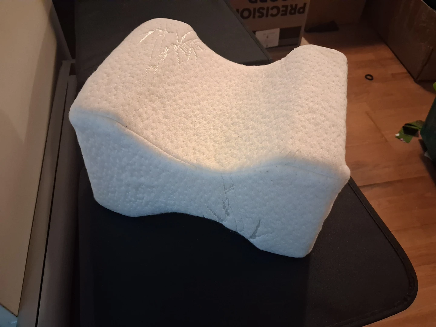 Knee pillow