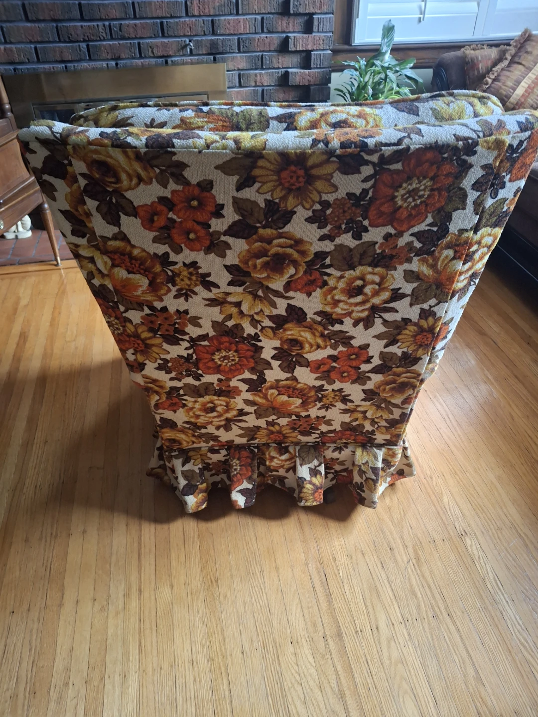 Vintage Rocking and Swivel  Floral Accent Chair - photo 4