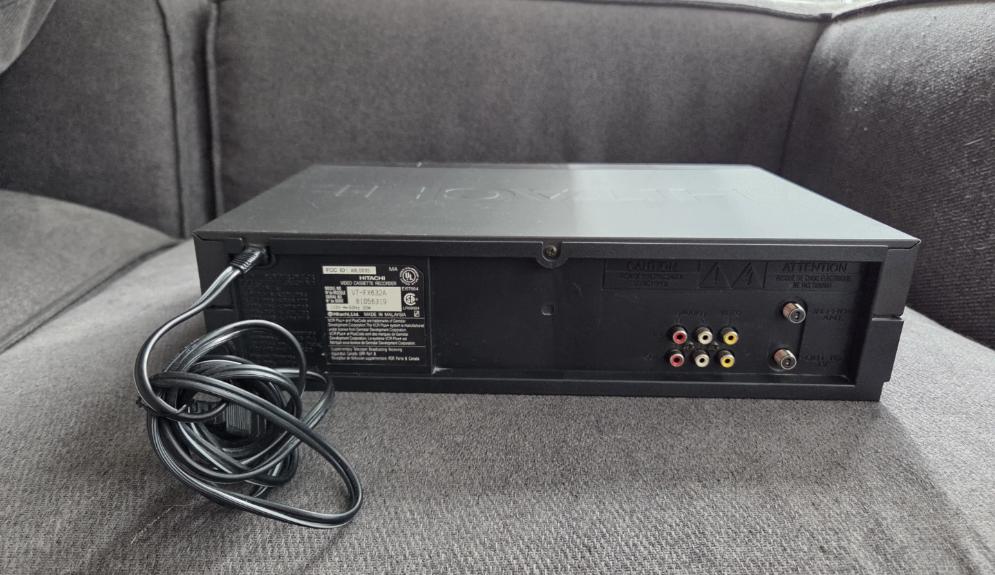 Hitachi VCR (Video Cassette Recorder) - photo 5