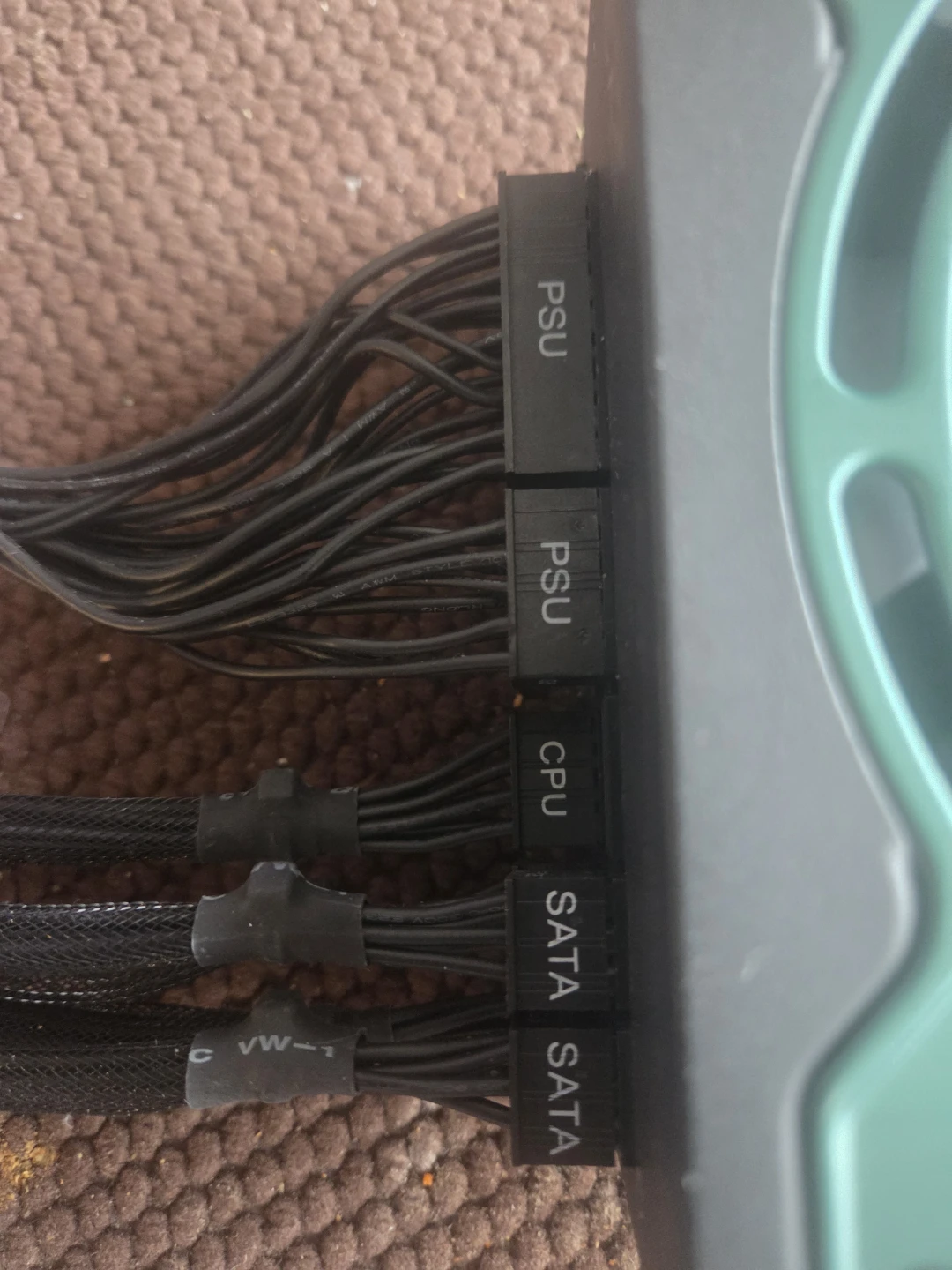 EVGA SuperNOVA 850 G5 850W Gold Power Supply - photo 3