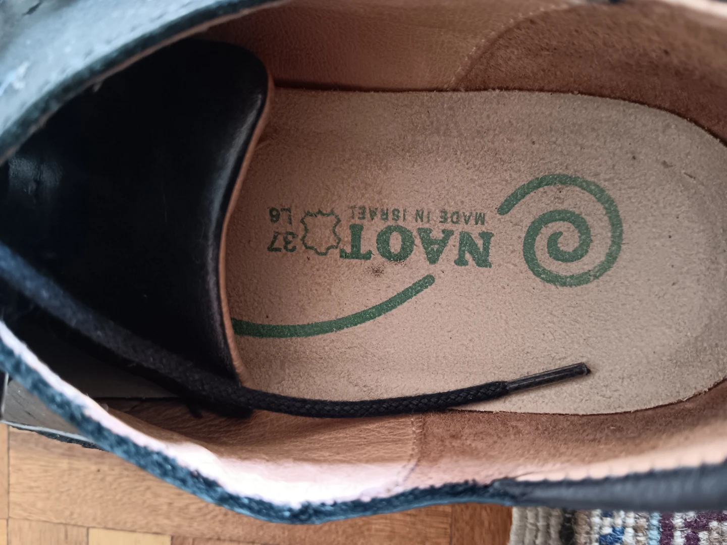 Naot Black Leather Shoes Size 37 - photo 3