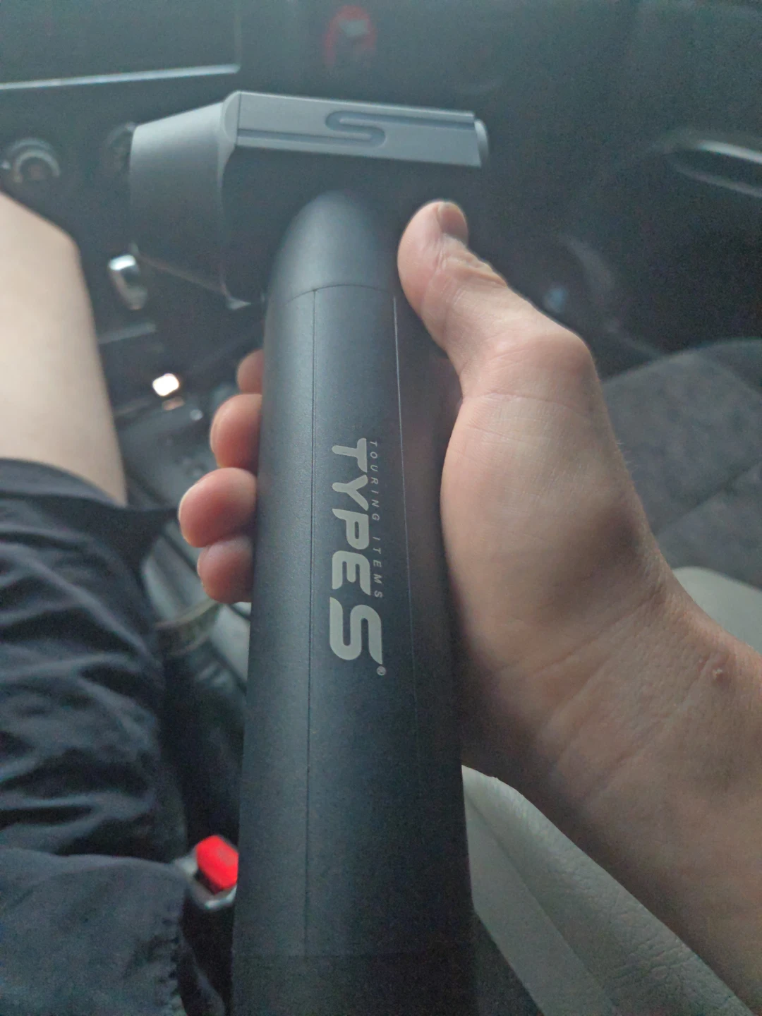 TYPES Touring Items Black handheld blower ⚽