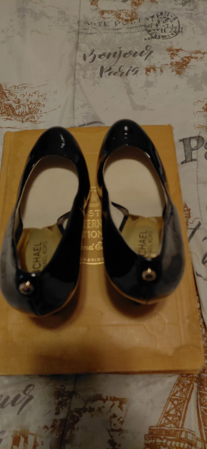Michael Kors Black Patent Leather Heels Women's Size 7.5 - photo 2