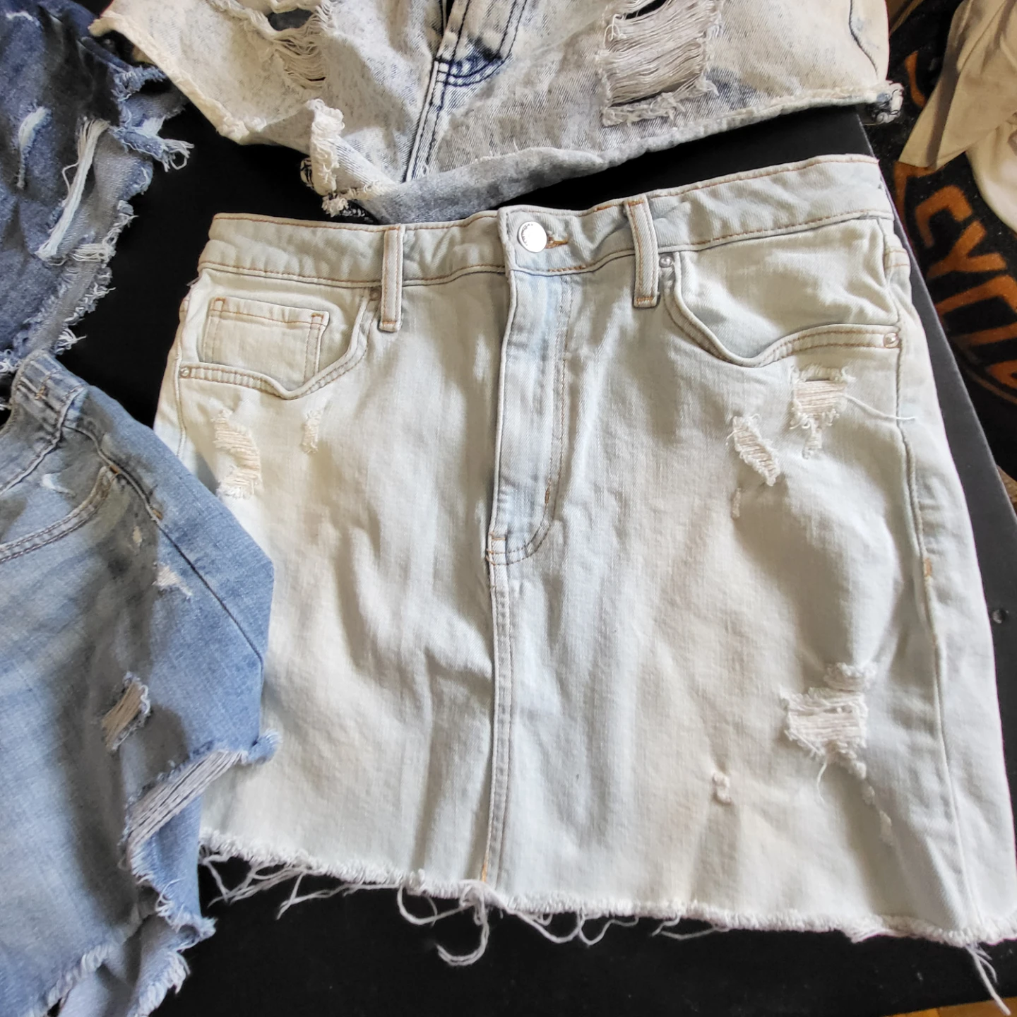 Women's 4pc Bundle Sz Med (28 -31) - photo 4