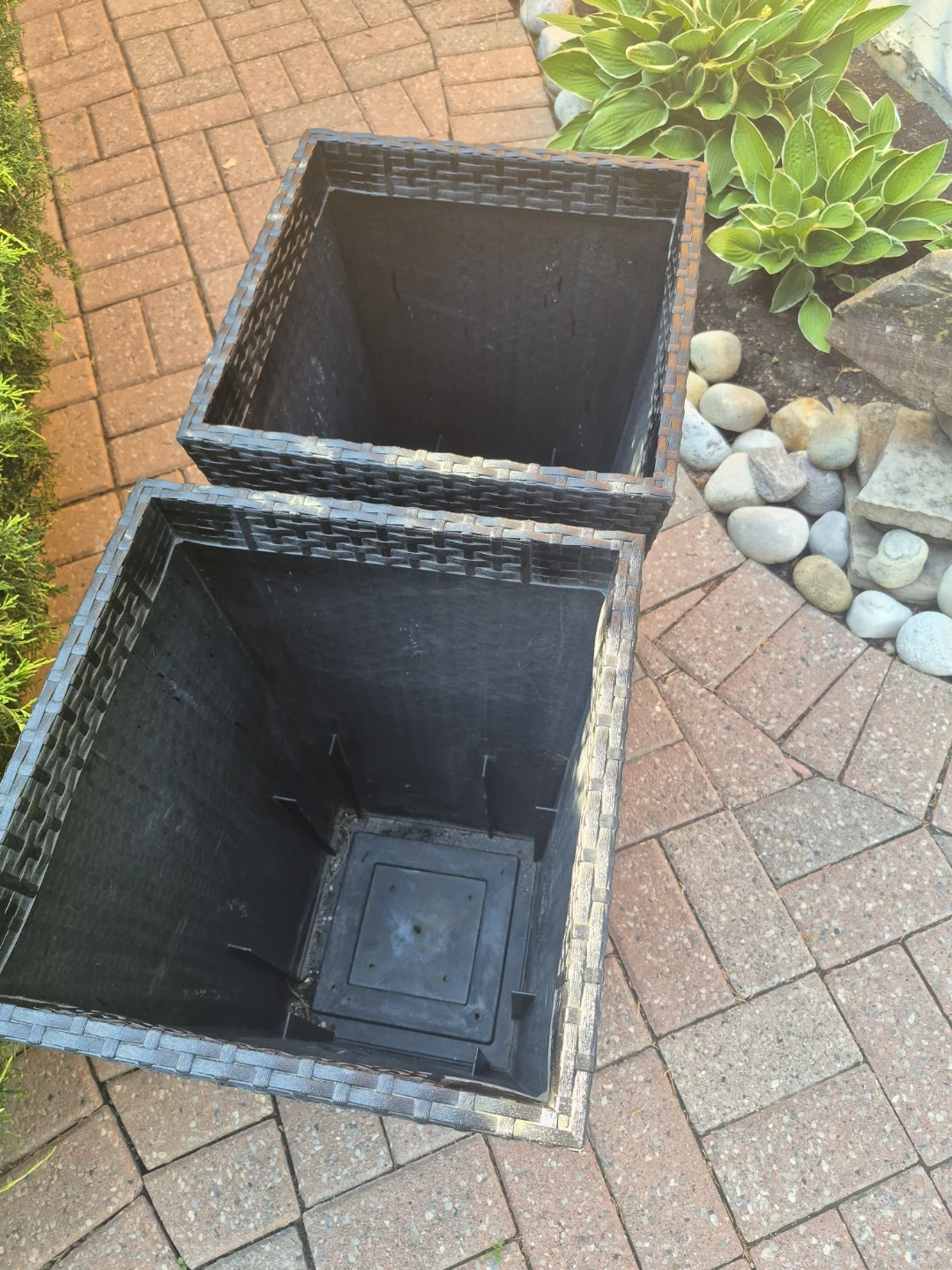 Two Black Wicker Planters - photo 3