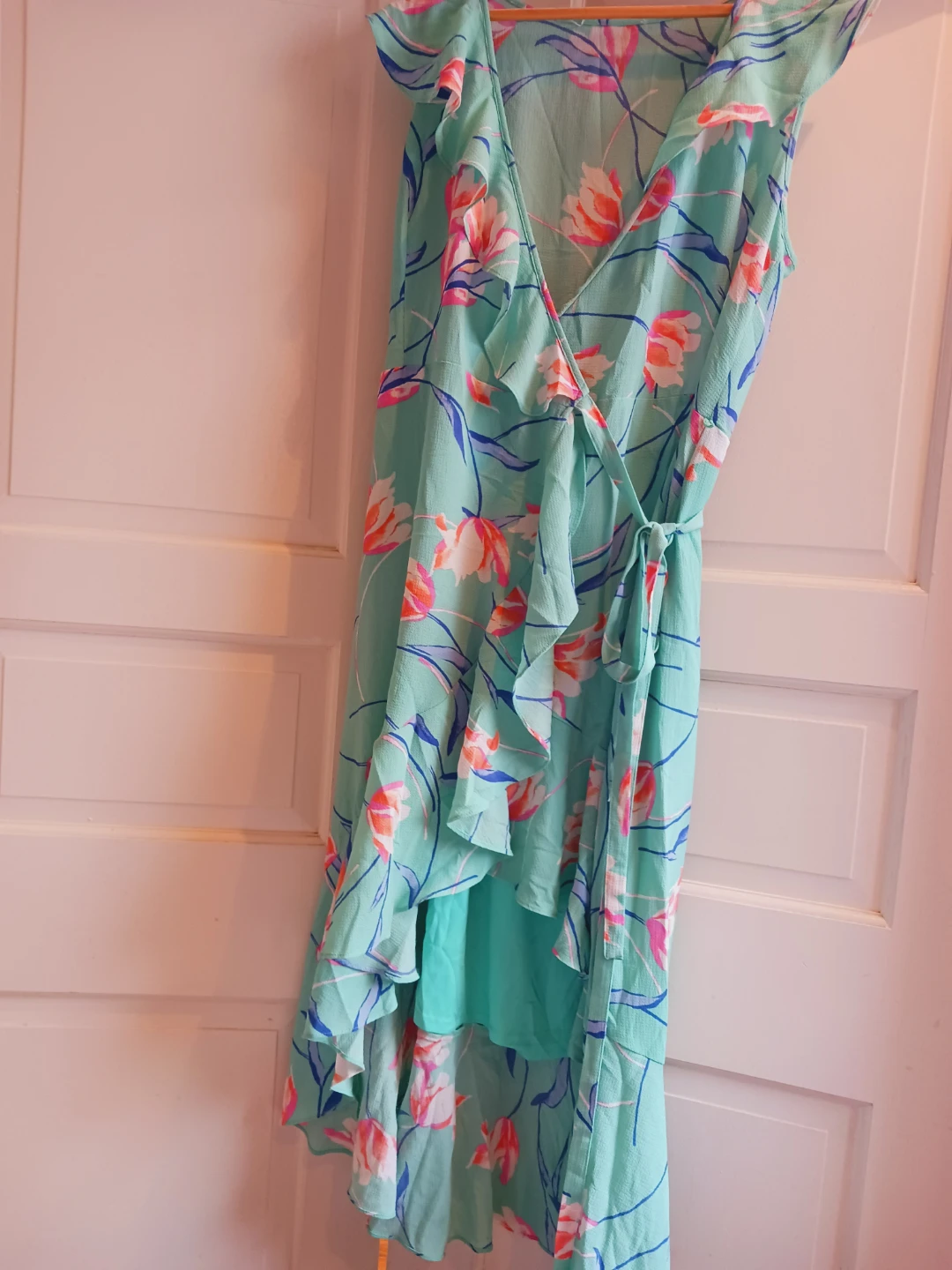 New!! Donna Morgan Floral Boho Ruffled Wrap Dress. XL. - photo 4