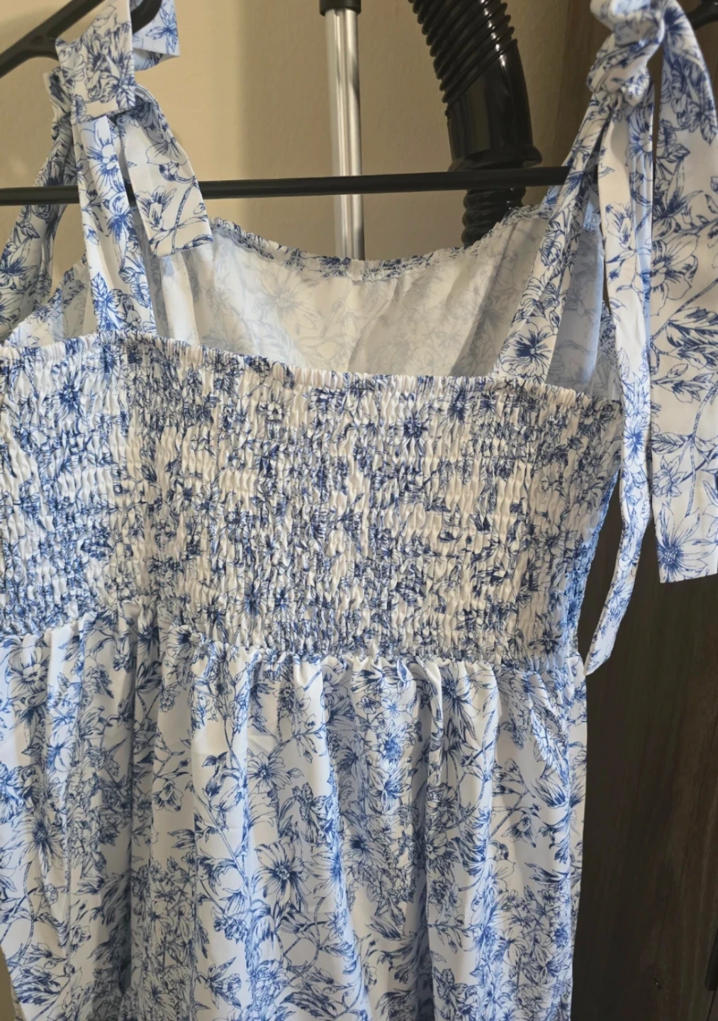 New Blue and White Floral Smocked Maxi Dress - photo 3