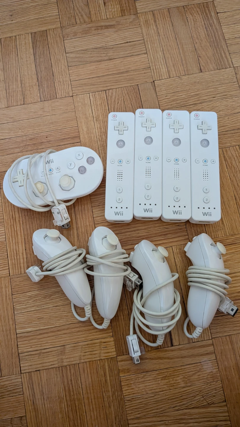 Nintendo Wii Controllers and Nunchuk Bundle