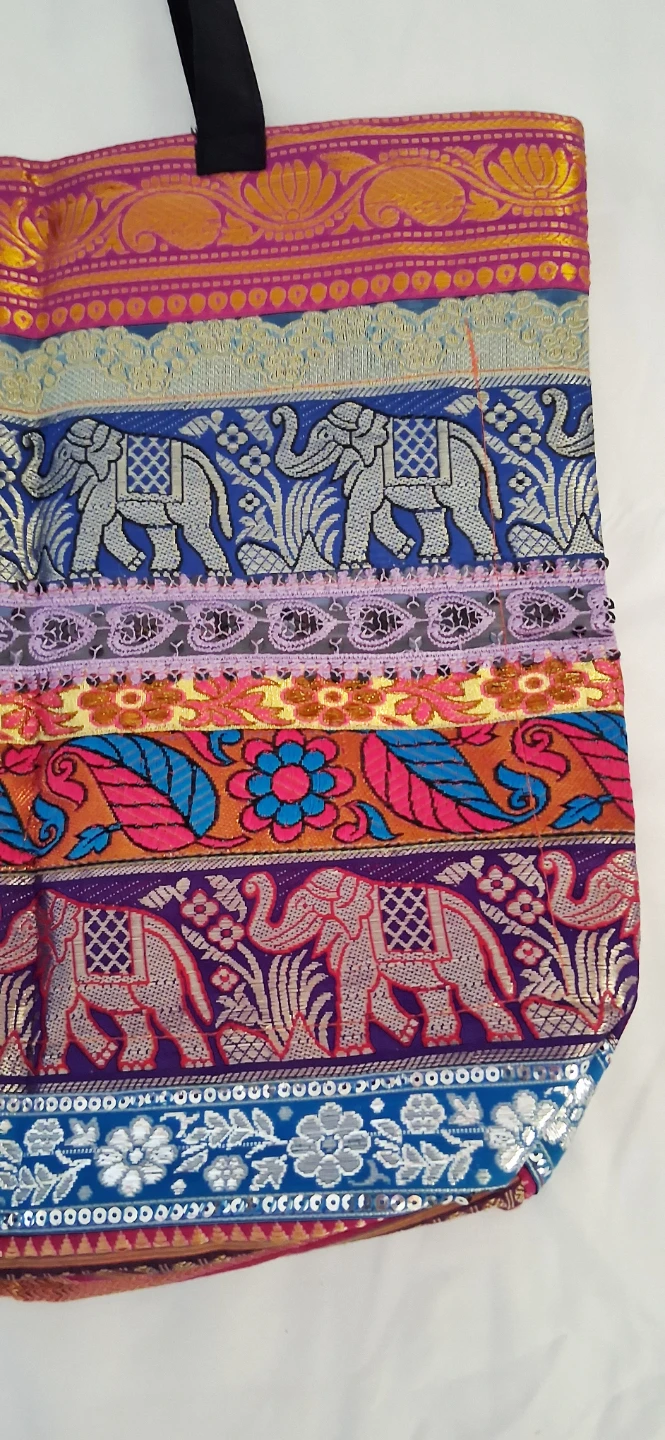 NEW BOHO VIBRANT PATTERN ELEPHANT TOTE BAG - photo 2
