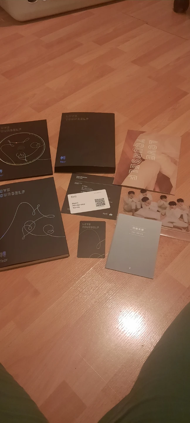 BTS Love Yourself Tear CD & Photocards