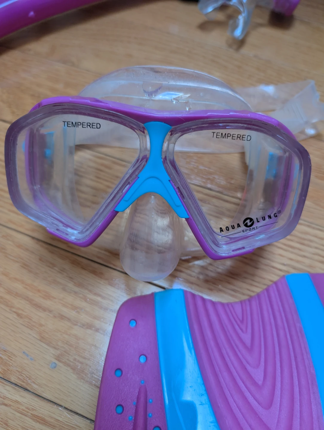 Aqua Lung Snorkel Set with Fins, Mask, and Bag - photo 2