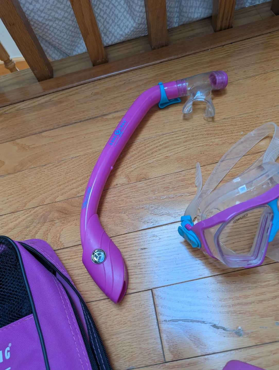 Aqua Lung Snorkel Set with Fins, Mask, and Bag - photo 3