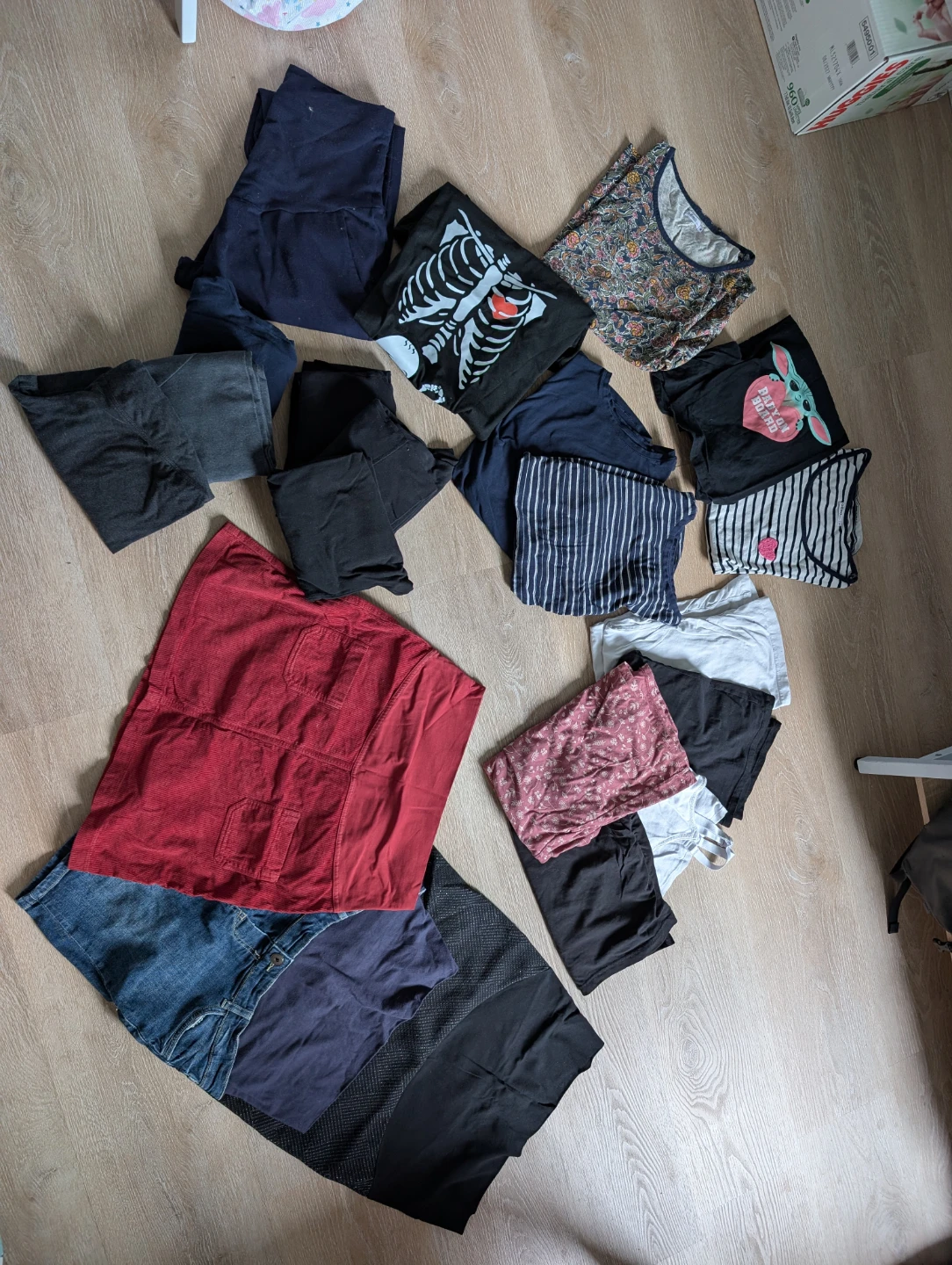Maternity clothes