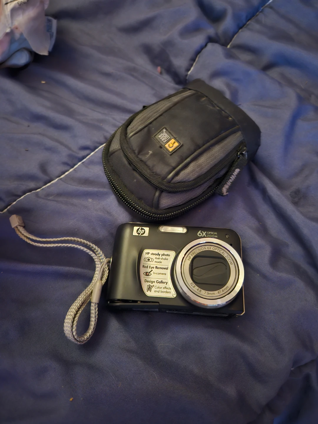 HP Photosmart Digital Camera with Case - photo 2