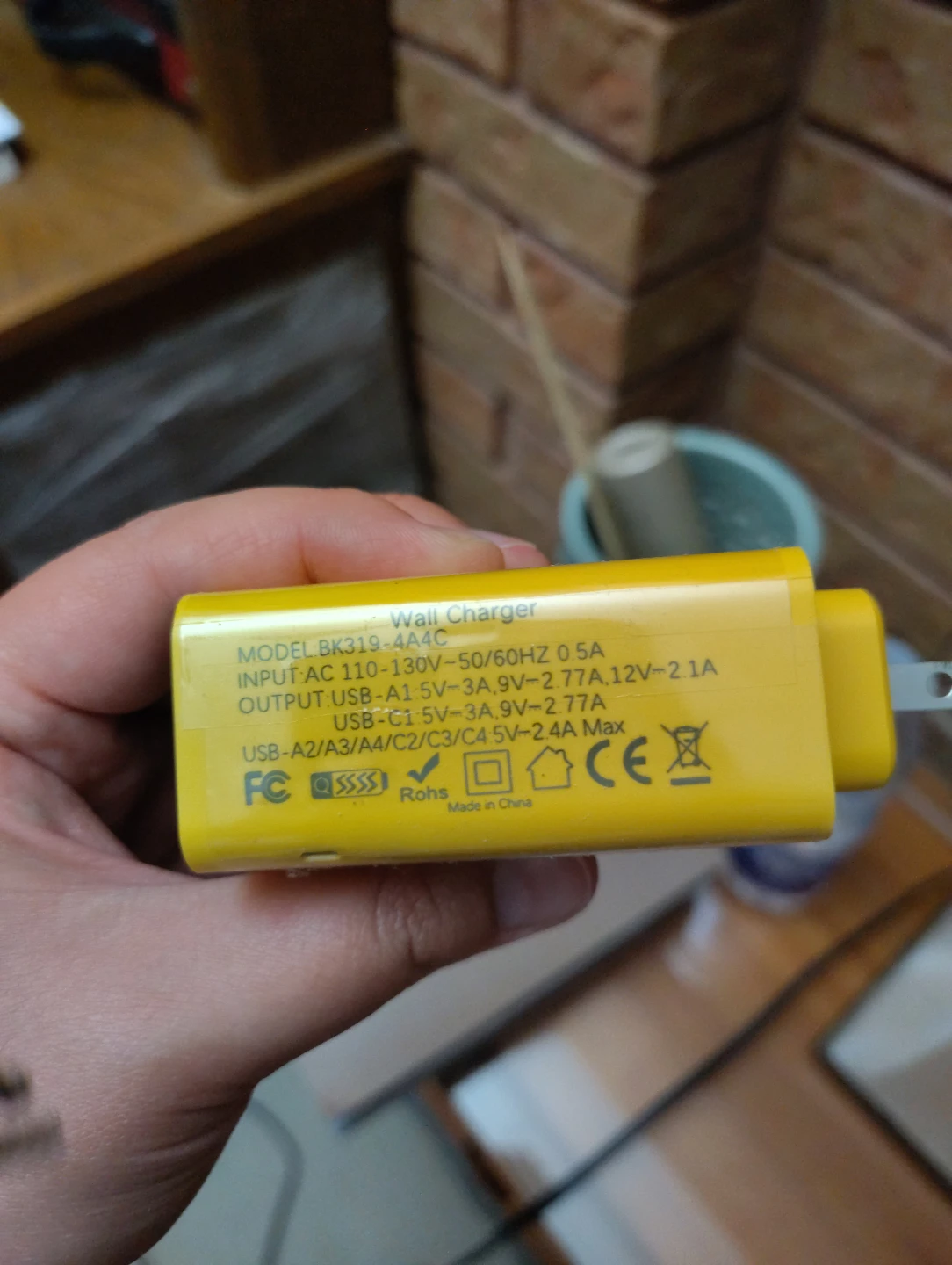 Yellow 75W USB Wall Charger ⚽ - photo 3