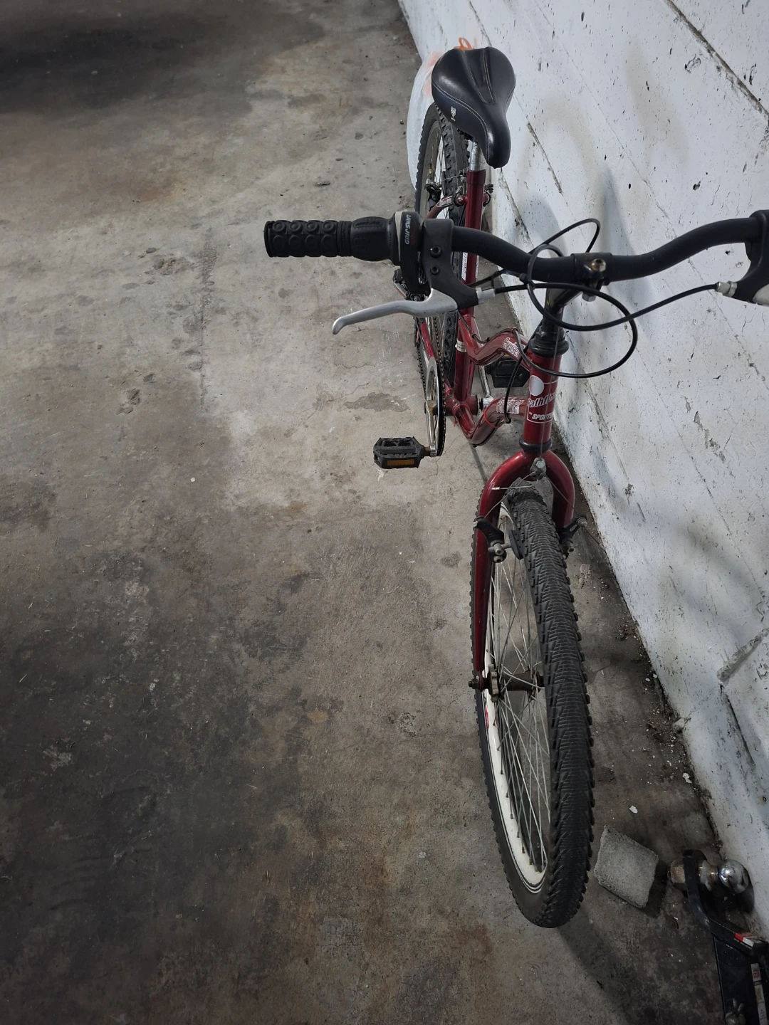 Red Cruiser Bicycle - photo 3