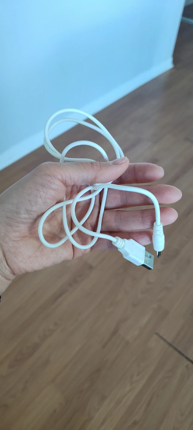 White USB to DC Barrel Jack Power Cable
