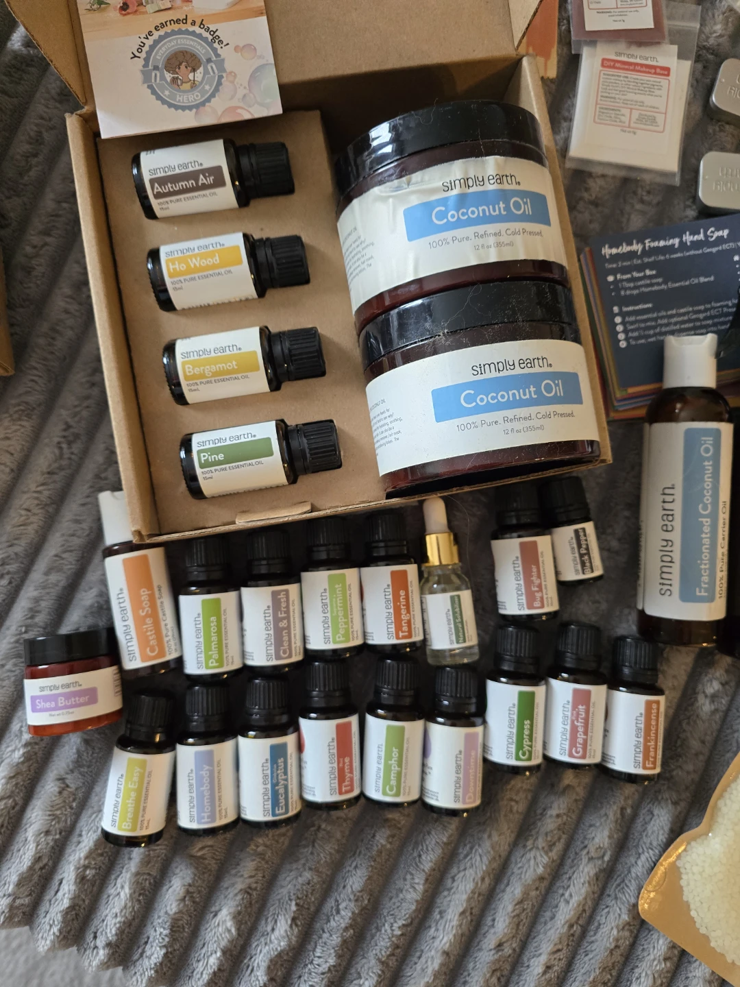 Simply Earth Essential Oils and Body Care Bundle - photo 2