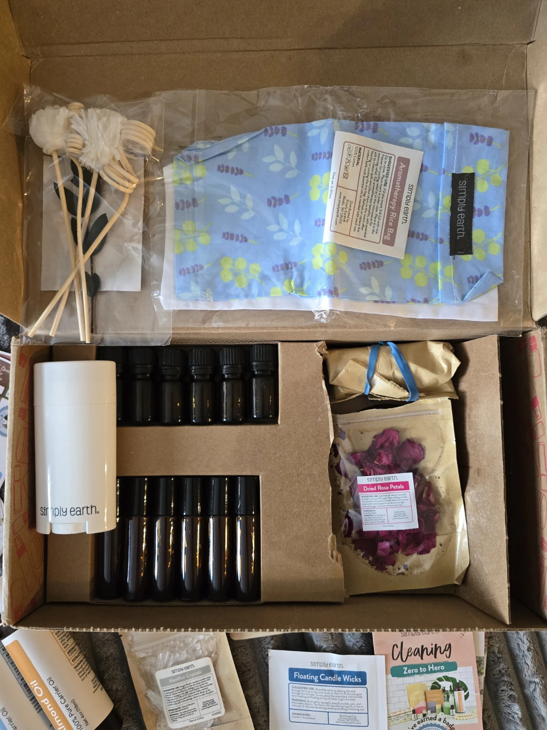 Simply Earth Essential Oils and Body Care Bundle - photo 4