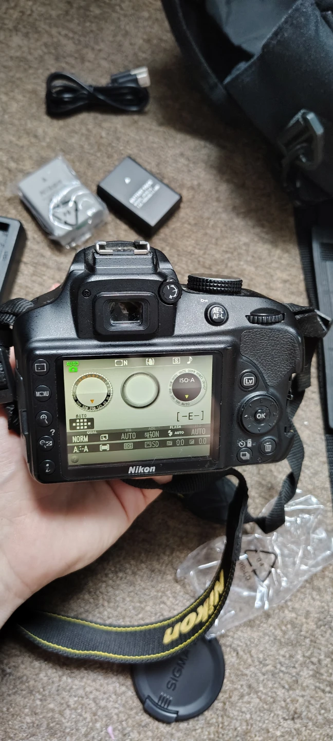 Nikon D3400 DSLR Camera with 18-55mm Lens and Bag - photo 3