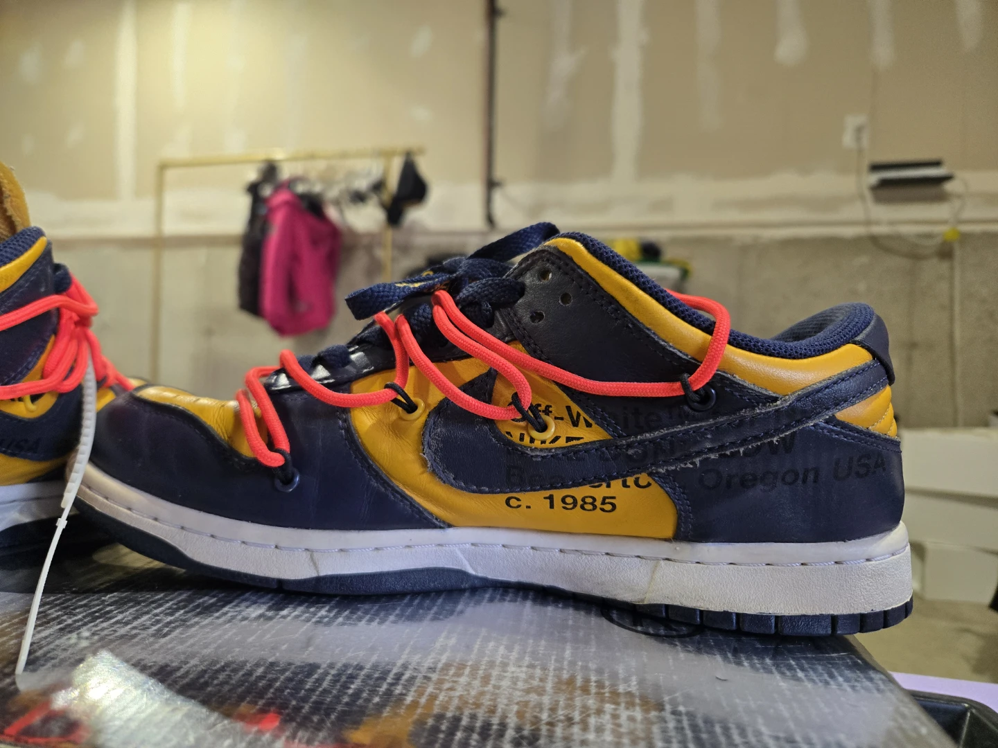 Nike Dunk Low x Off-White "University Gold" size 9 US - photo 5