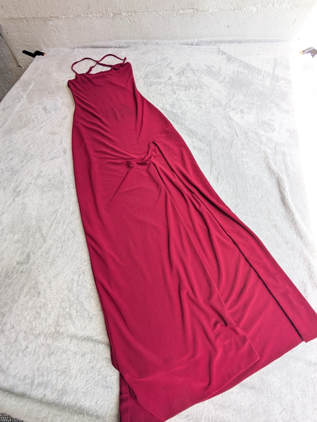 ⚽Aym Hailey bieber Maroon Spaghetti Strap Maxi Dress with Slit - photo 3