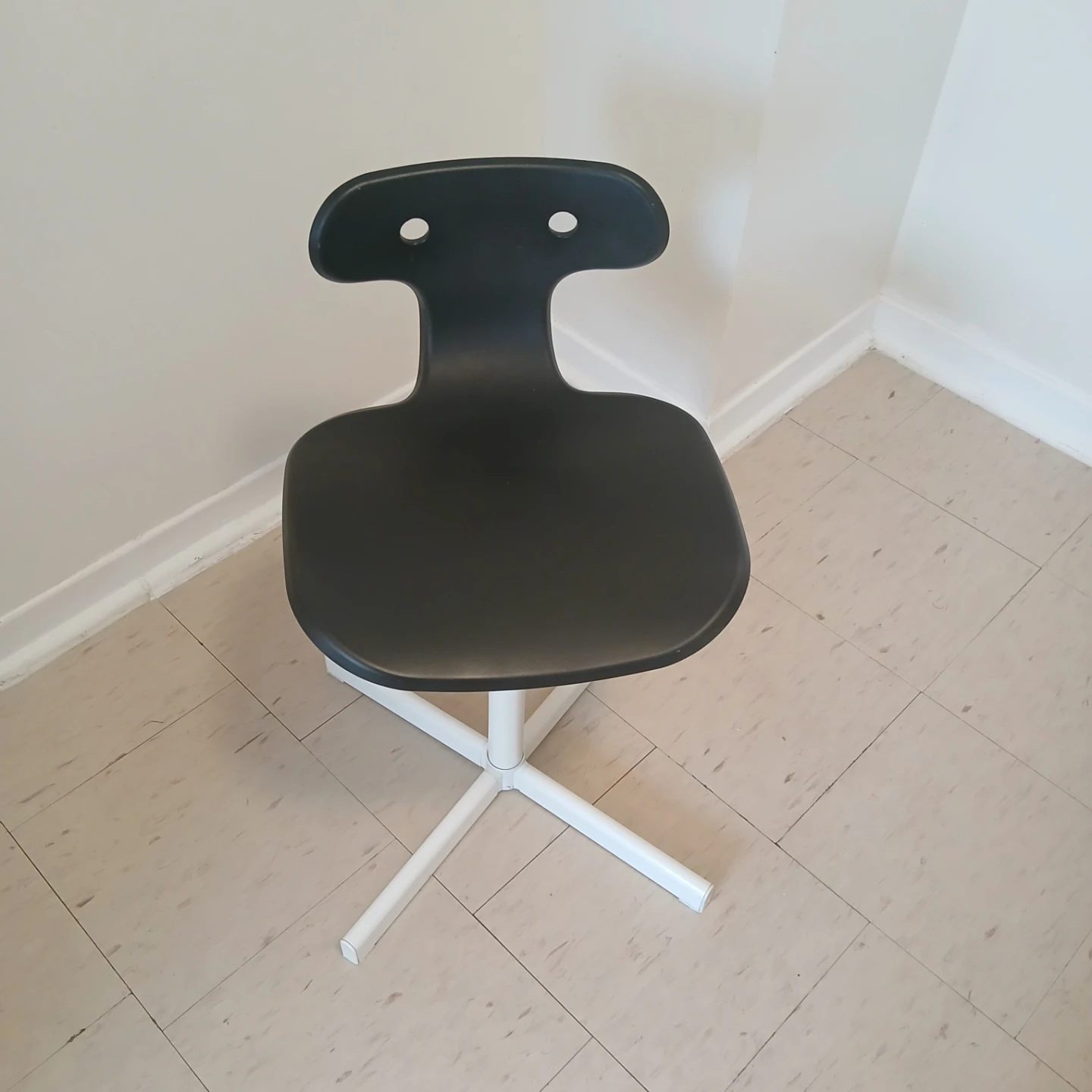 Black Swivel Office Chair x2