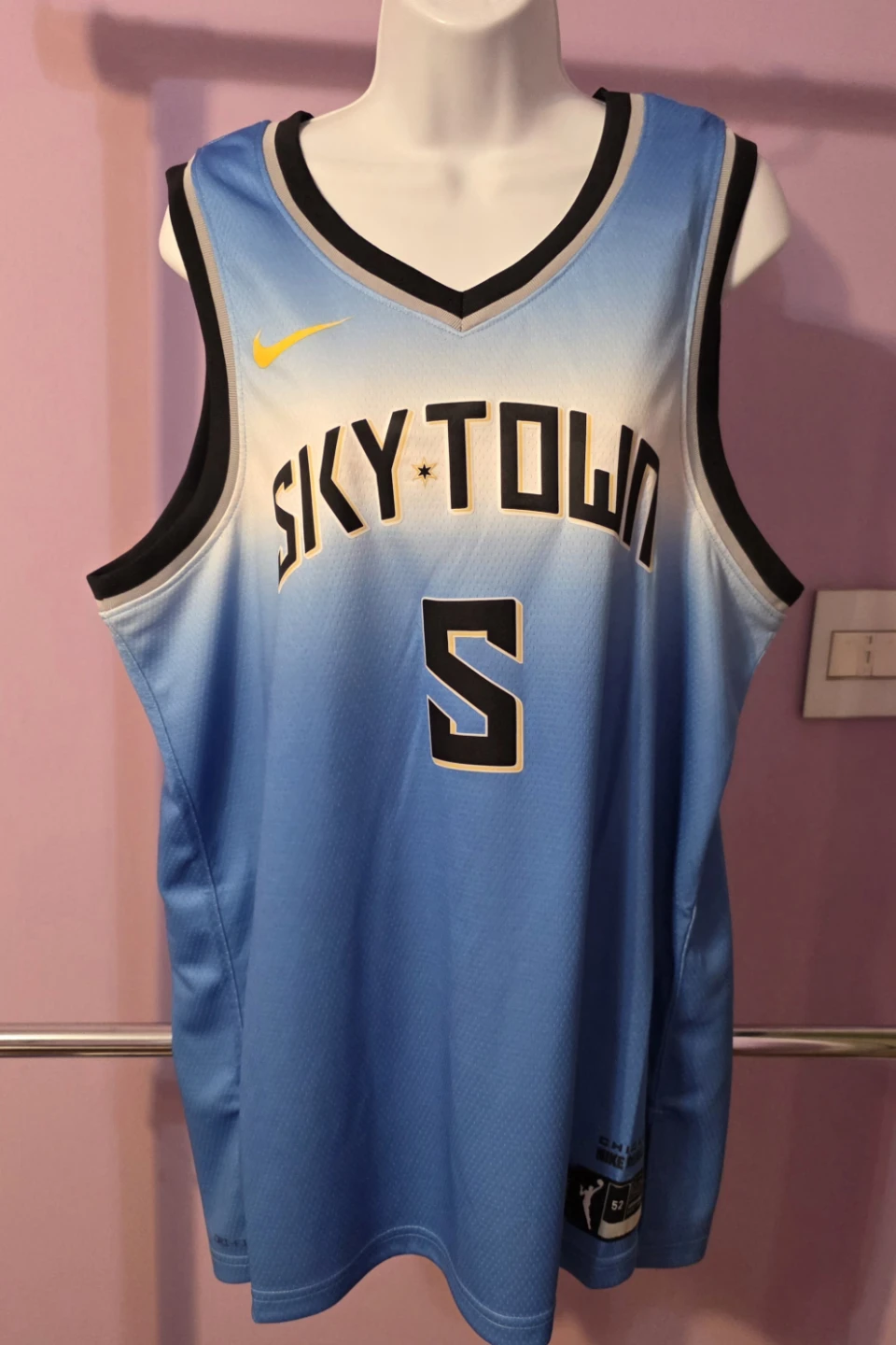Women's XL Nike Chicago Sky WNBA Basketball Jersey 5 Reese