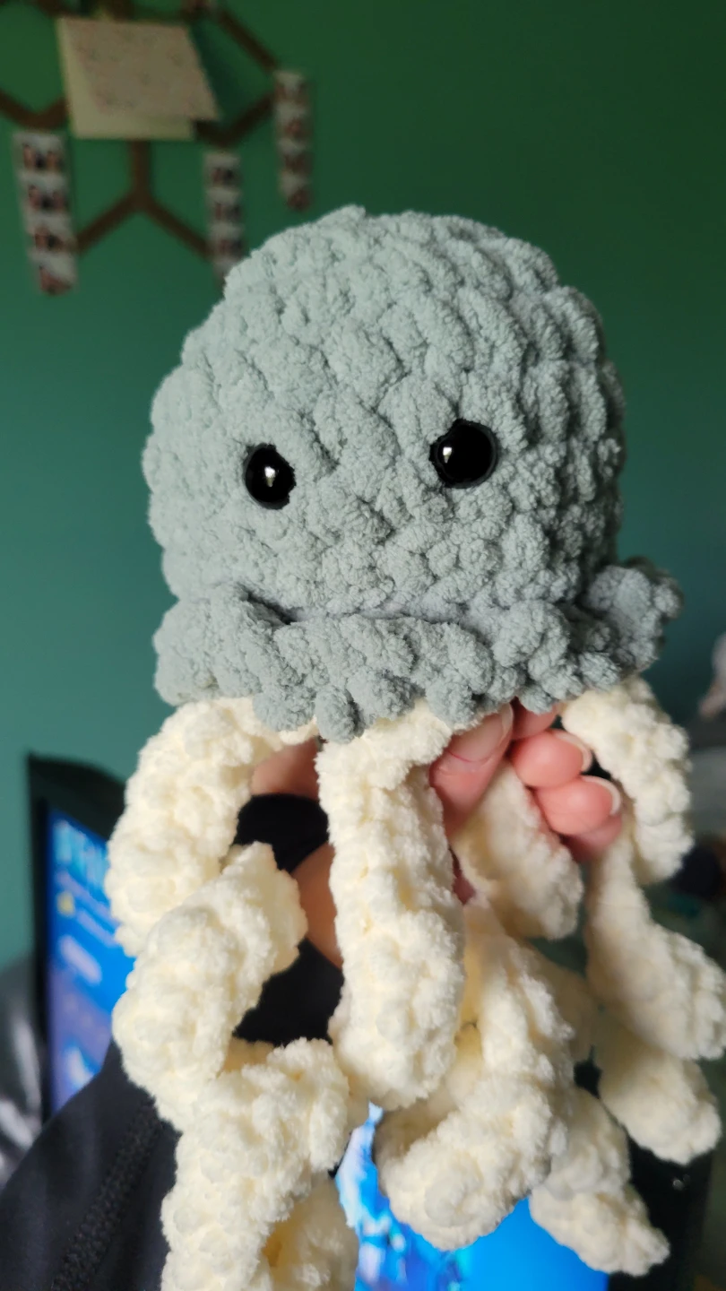 Handmade Crochet Jellyfish Plush Toy - photo 2