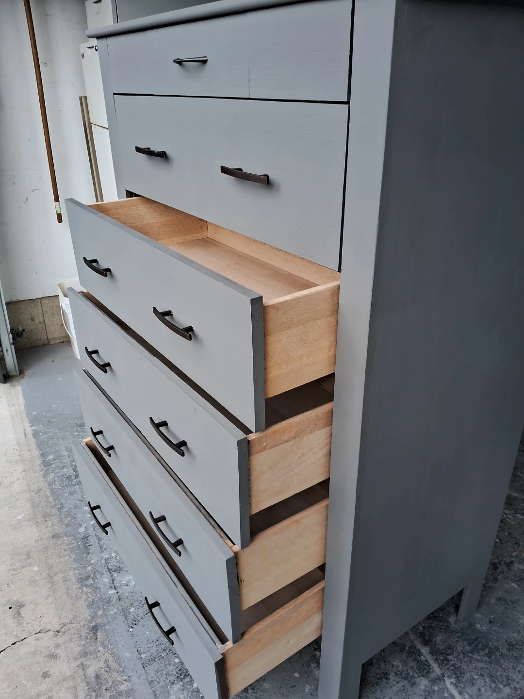 Grey 6-Drawer Dresser - photo 3